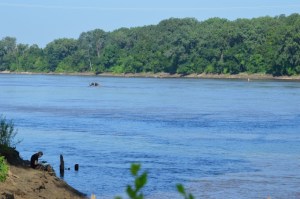 20150728 MO River Boys E 4 (640x426)